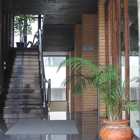 Modern & Recycled Guest House Machico  Exterior foto