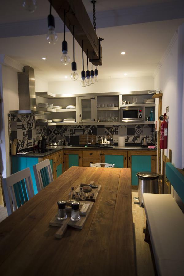 Modern & Recycled Guest House Machico  Exterior foto